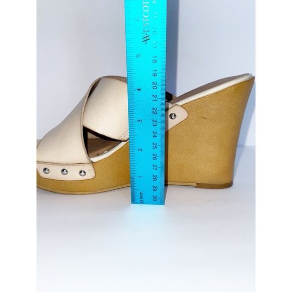 Torrid Platform Wedge Sandal Studded Faux Wood Crisscross Bone Beige Boho 8 WW - Picture 13 of 14
